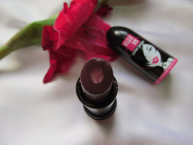 Elle-18-Color-pops-Berry-Crush-Lipstick-review