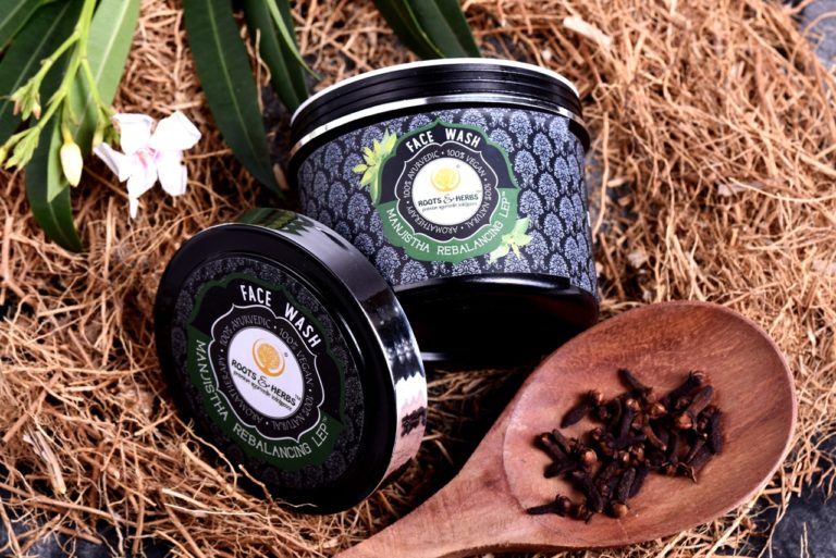 Top 11 Best Chemical Free Face Wash in India 2023 Edition