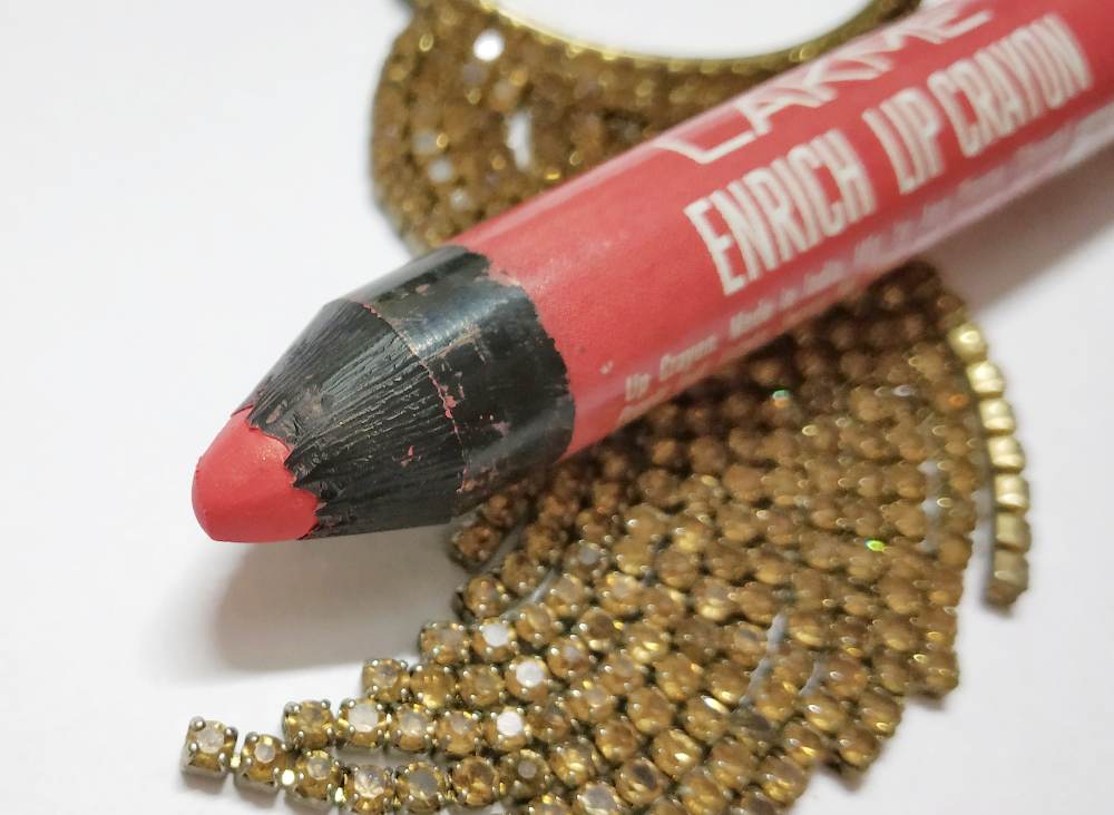 Lakme Enrich Lip Crayon Peach Magnet Review