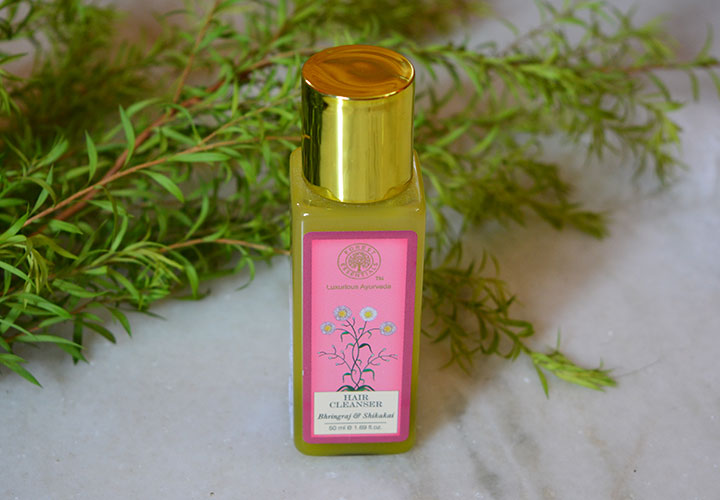 Forest Essentials Bhringraj and Shikakai Hair Cleanser Review