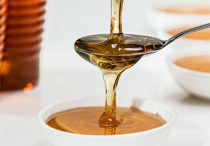 get rid of rashes using honey