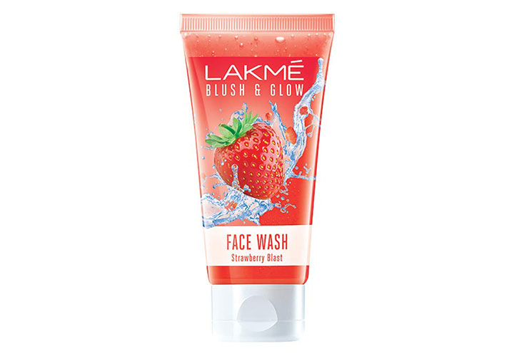 Lakme Blush and Glow Strawberry Gel Face Wash Blast Best Lakme Face Wash in India