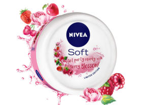 NIVEA Soft Light Moisturizing Cream Berry Blossom Fragrance Best Moisturizers for Dry Skin in India