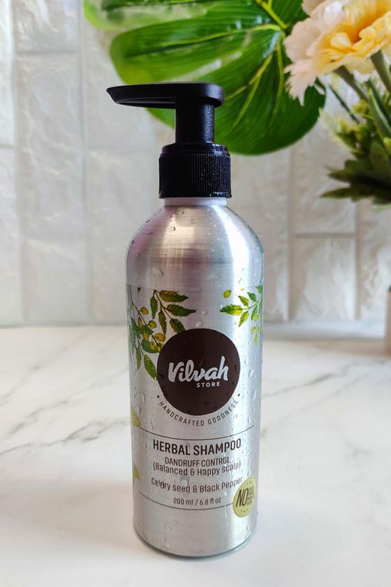 How Effective is Vilvah Herbal Shampoo against Dandruff?