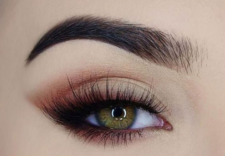 Hooded Eyes 101: The Ultimate Guide to Beautiful Eye Makeup