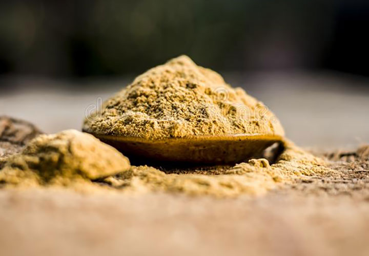 multani mitti for hair loss