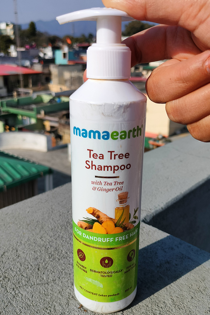 Mamaearth Tea Tree Shampoo for Dandruff Free Hair and Scalp Review