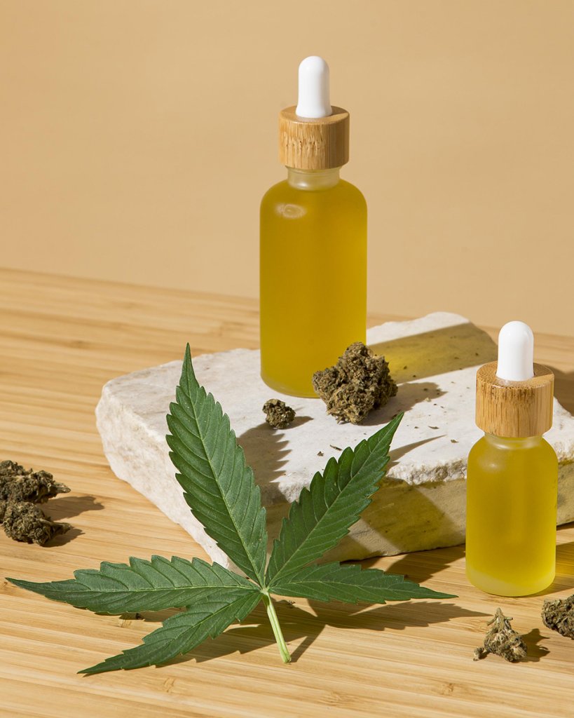 Health Benefits and Side Effects of CBD Oil