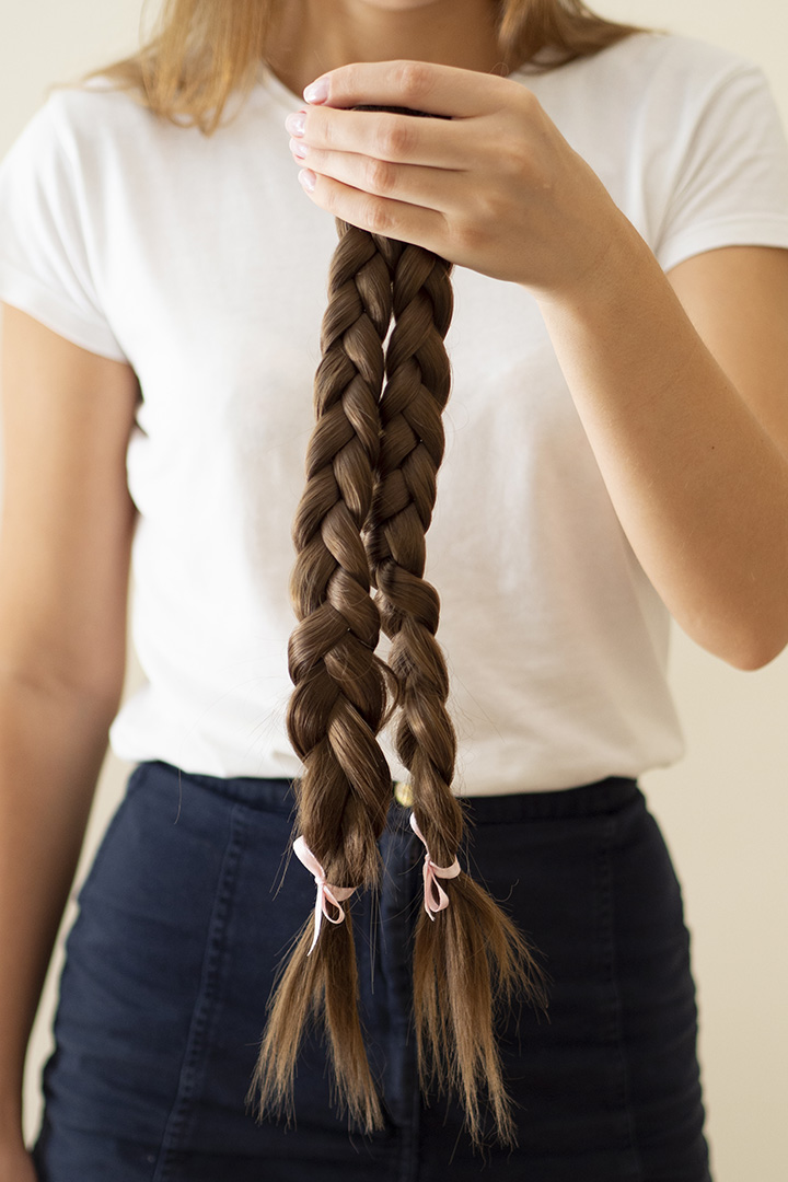 Advantages of Clip-in hair extensions