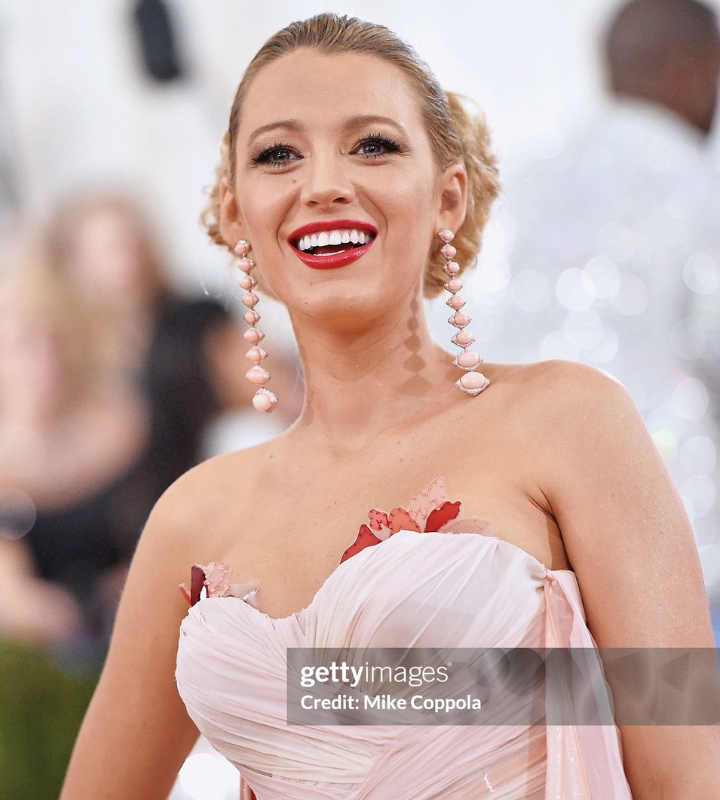 Blake Lively Met Gala 2016 Accessories