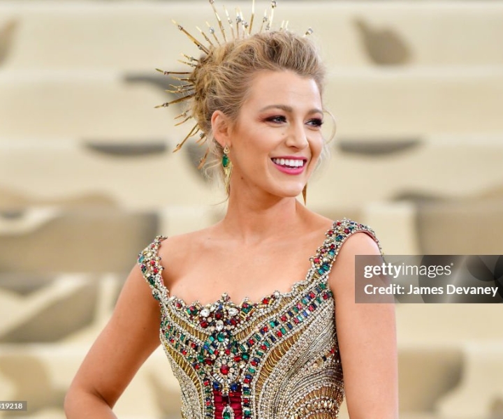 Blake Lively Met Gala 2018 Accessories Worn By Her
