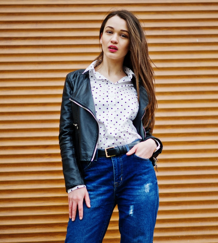 How to Style Sophistically with Dark Denim