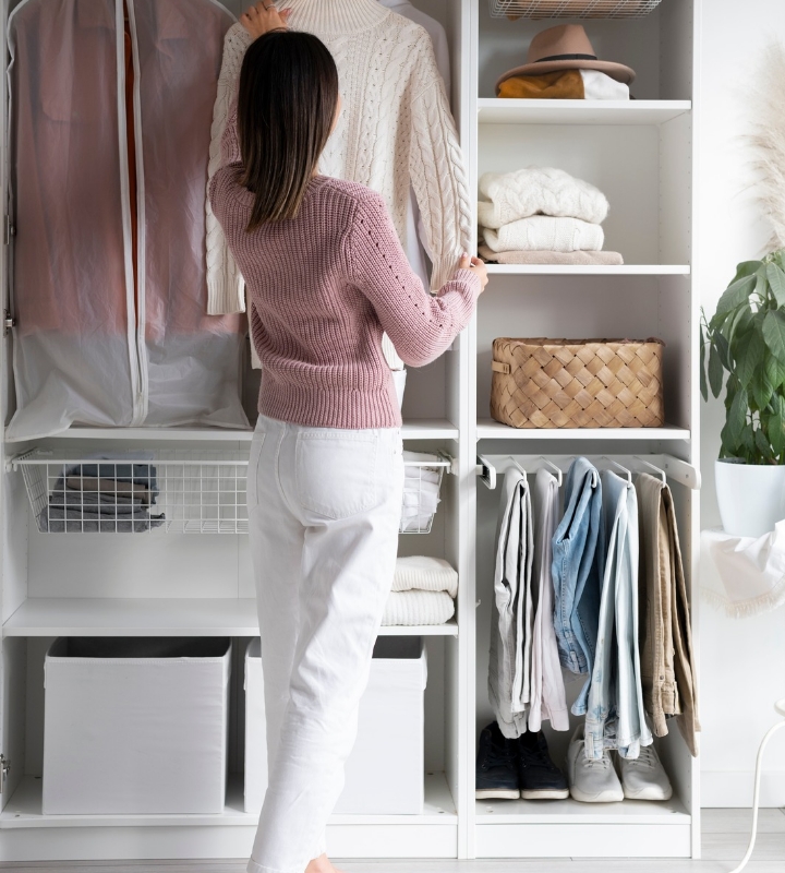 Tips to Organize Seasonal Clothes in Wardrobe