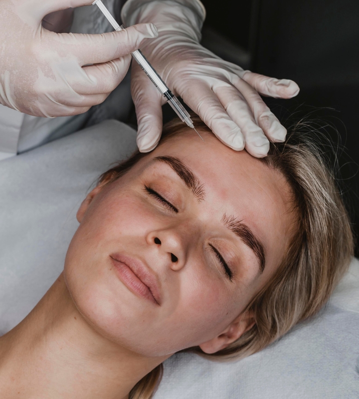 Top 5 Reasons Why Women Choose Under-Eye Filler Injection Treatment