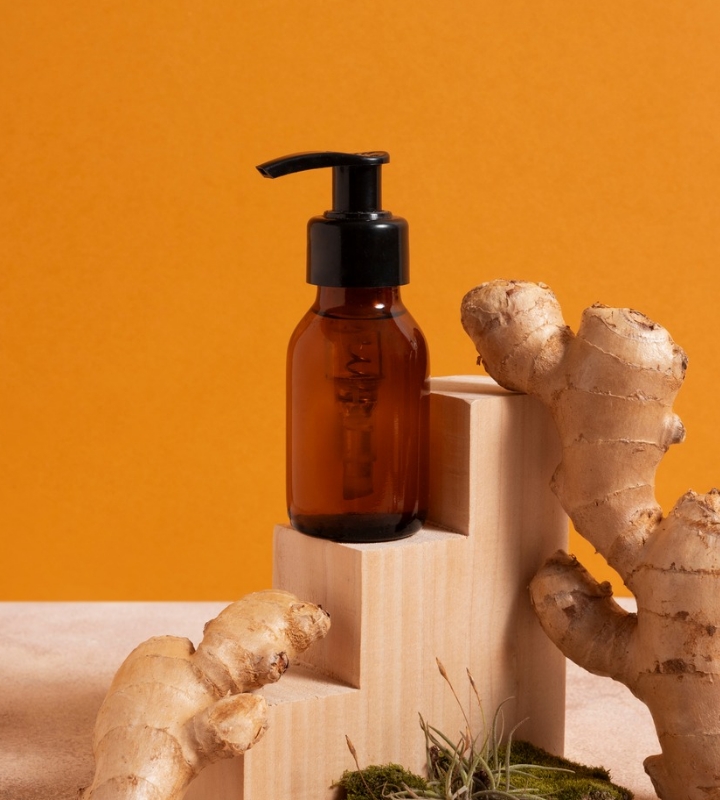 Ginger Oil Activator Spray Helps clear scalp buildup