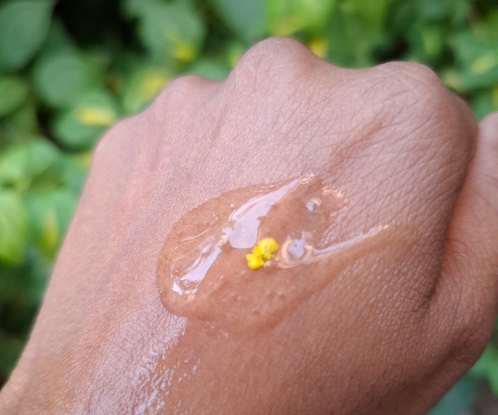 Ahaglow Face Wash with Colourful Mili Capsules